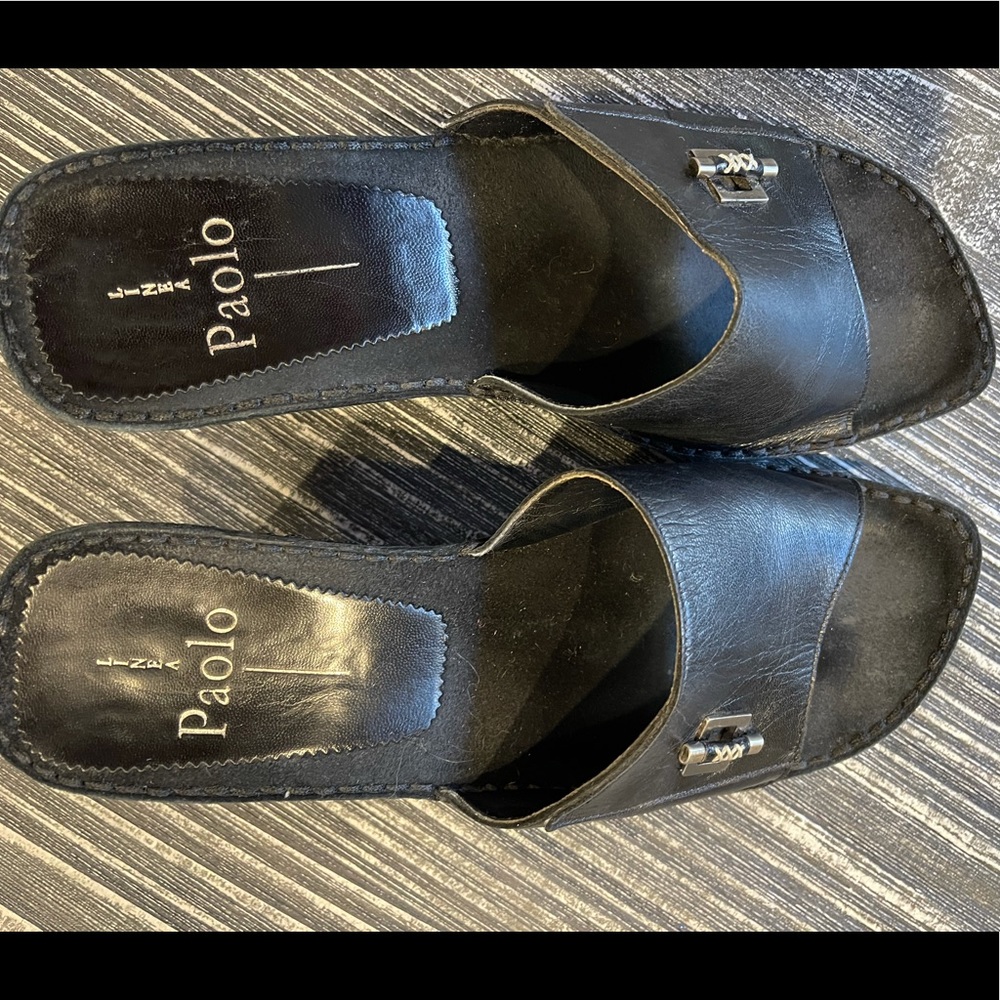 Linea Paolo Mules